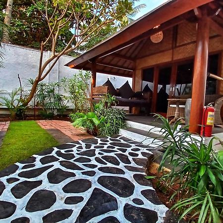 Scallywags Beach Club Gili Air Ngoại thất bức ảnh